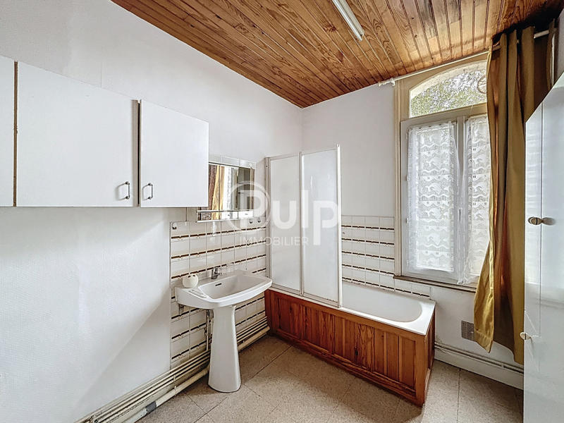 Immeuble - 106 m² - 6 pièces