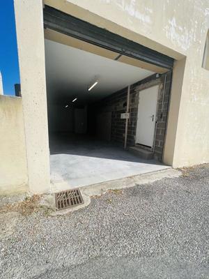 Entrepôt - 42 m² - 1 pièce