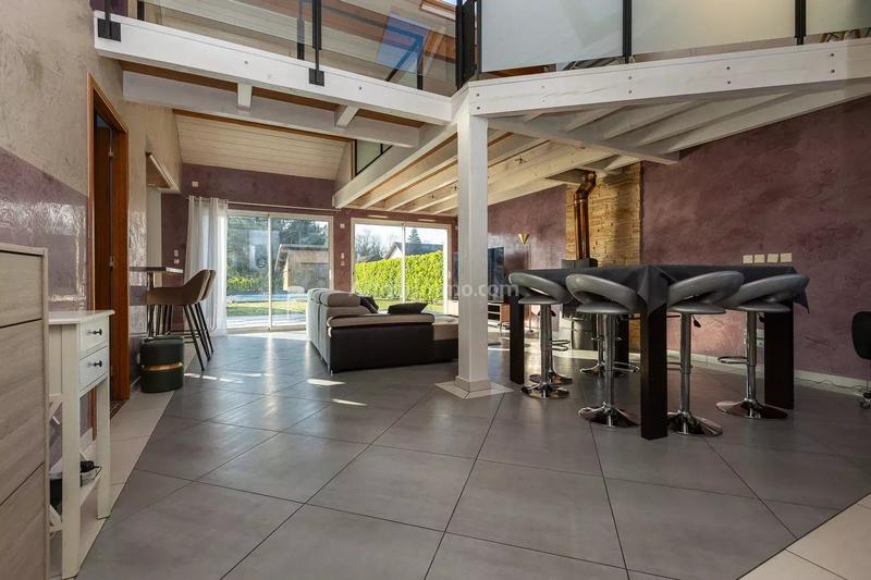 Maison - 170 m² - 5 pièces