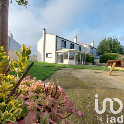 Maison - 131 m² - 7 pièces