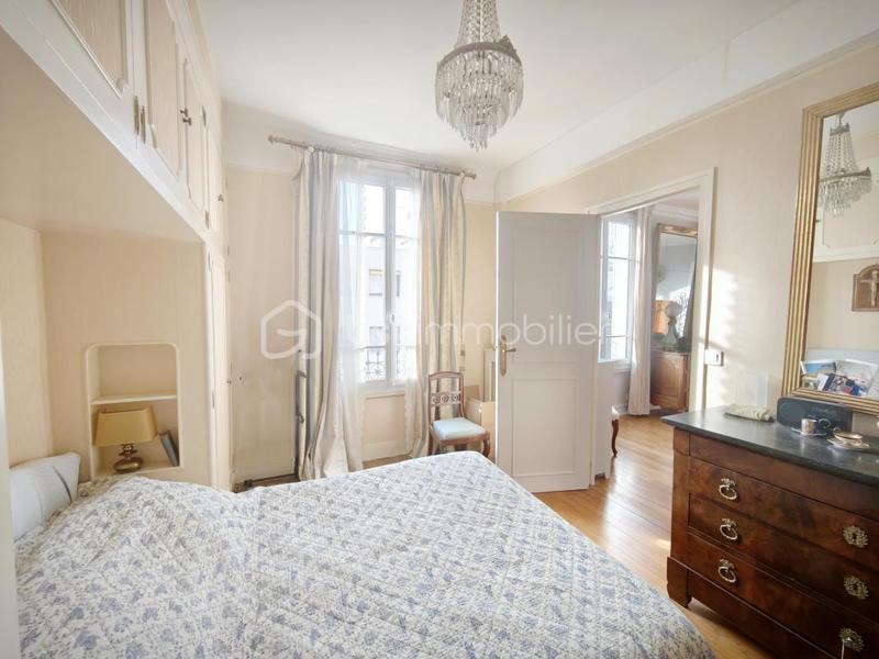 Appartement - 100 m² - 4 pièces