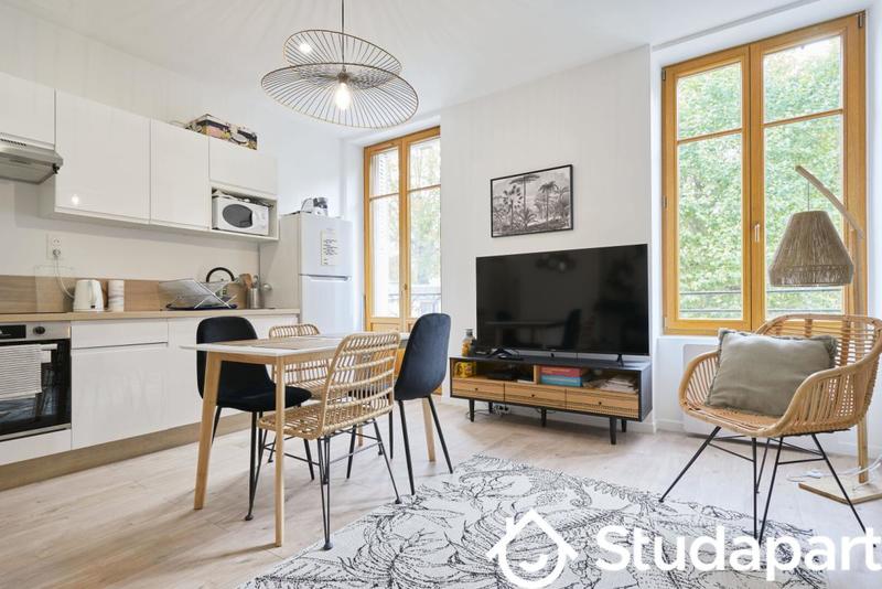 Chambre - 10 m² - 1 pièce