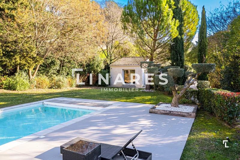 Villa - 226 m² - 5 pièces