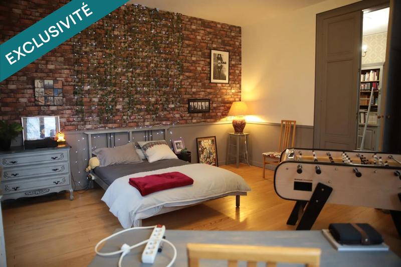 Maison - 247 m² - 6 pièces