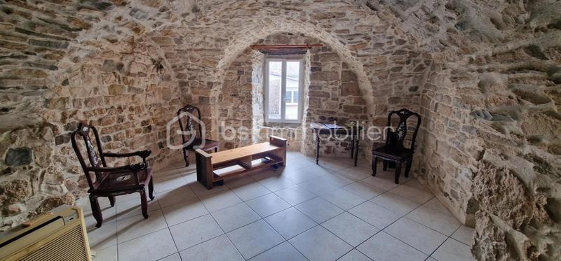 Maison de village - 210 m² - 9 pièces