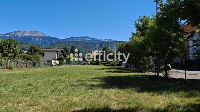 Terrain - 1 021 m²