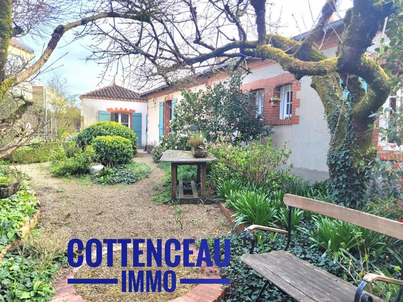 Propriété - 155 m² - 6 pièces