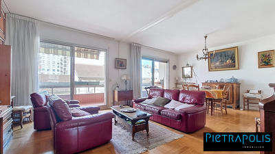 Appartement - 120 m² - 4 pièces