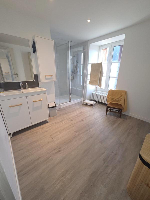 Maison - 190 m² - 6 pièces