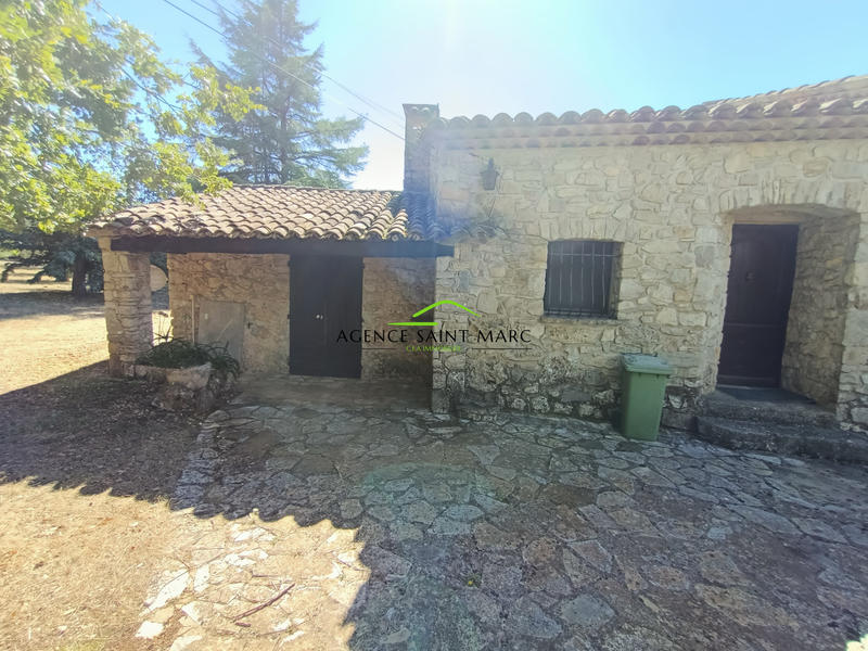 Propriété - 180 m² - 6 pièces