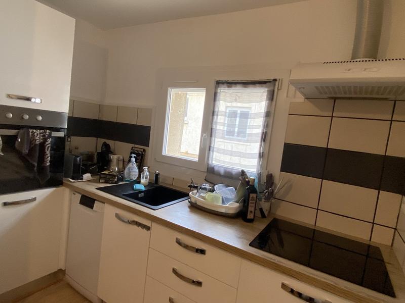 Maison - 216 m² - 8 pièces