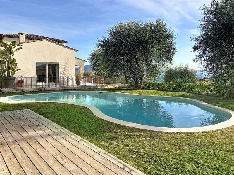 Maison - 164 m² - 5 pièces