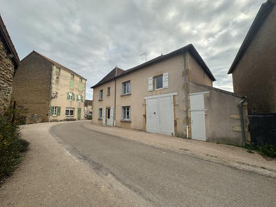 Maison de village - 160 m² - 6 pièces