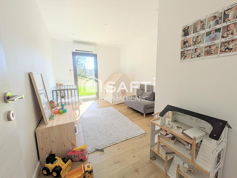 Maison - 189 m² - 7 pièces