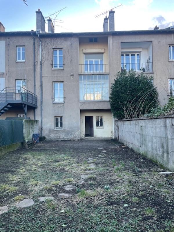 Maison - 176 m² - 9 pièces