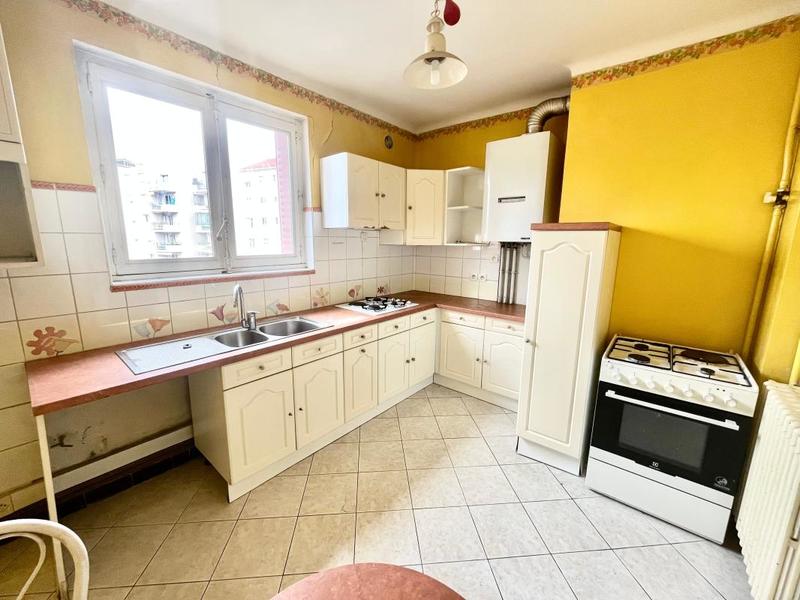 Appartement - 75 m² - 3 pièces