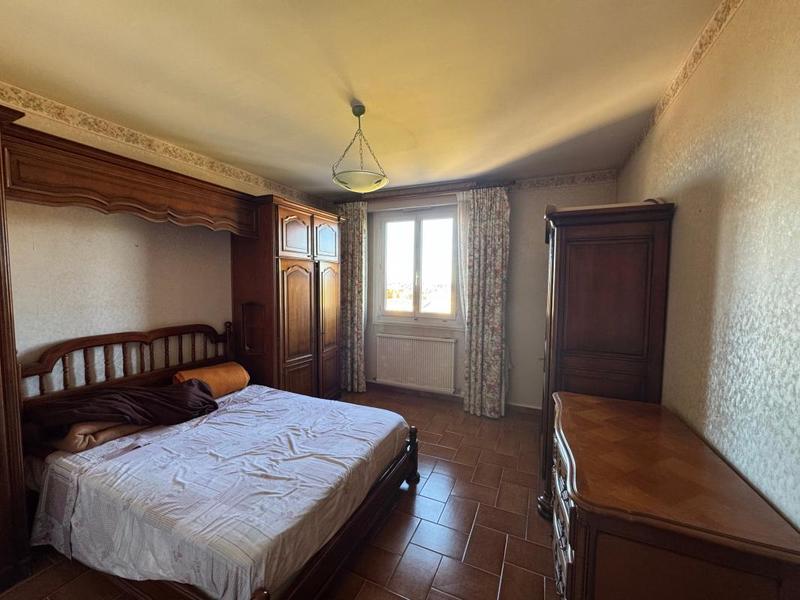 Appartement - 80 m² - 3 pièces