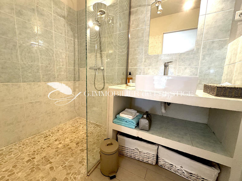 Bastide - 191 m² - 6 pièces