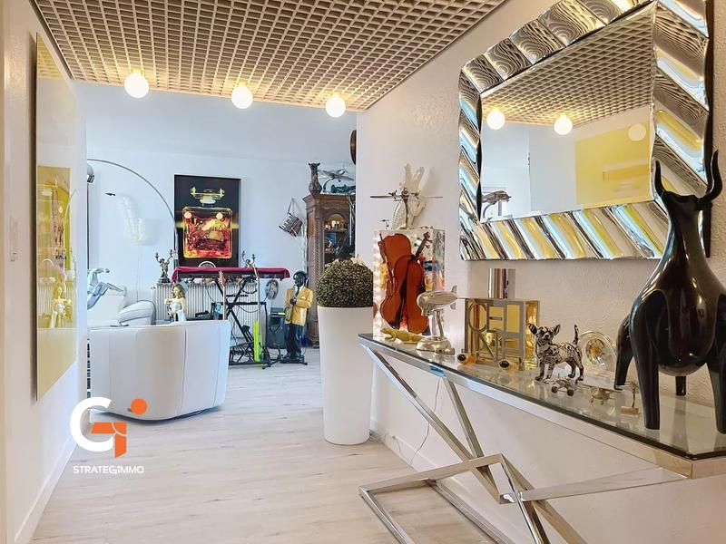 Appartement - 100 m² - 4 pièces