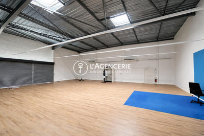 Local commercial - 330 m²