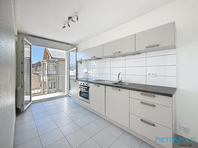 Appartement - 97 m² - 4 pièces