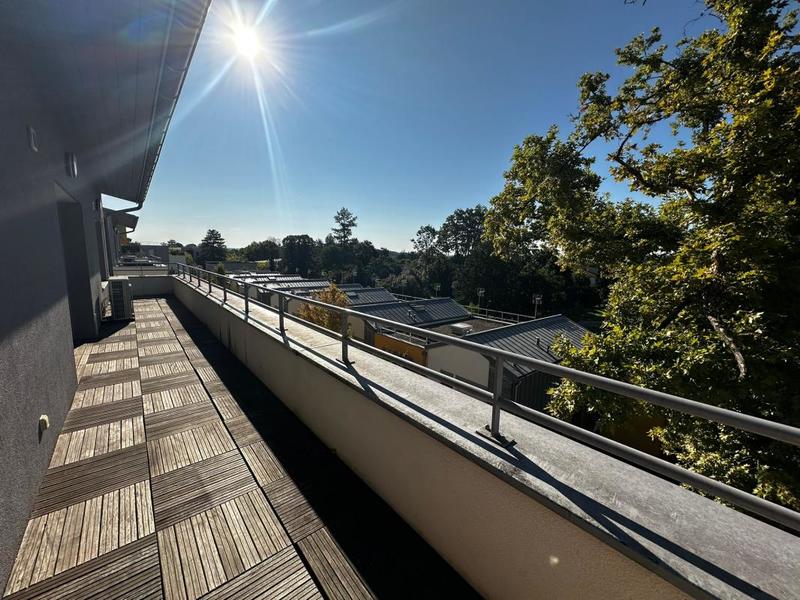 Appartement - 85 m² - 4 pièces