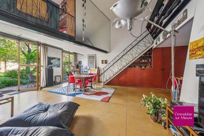 Loft - 100 m² - 3 pièces