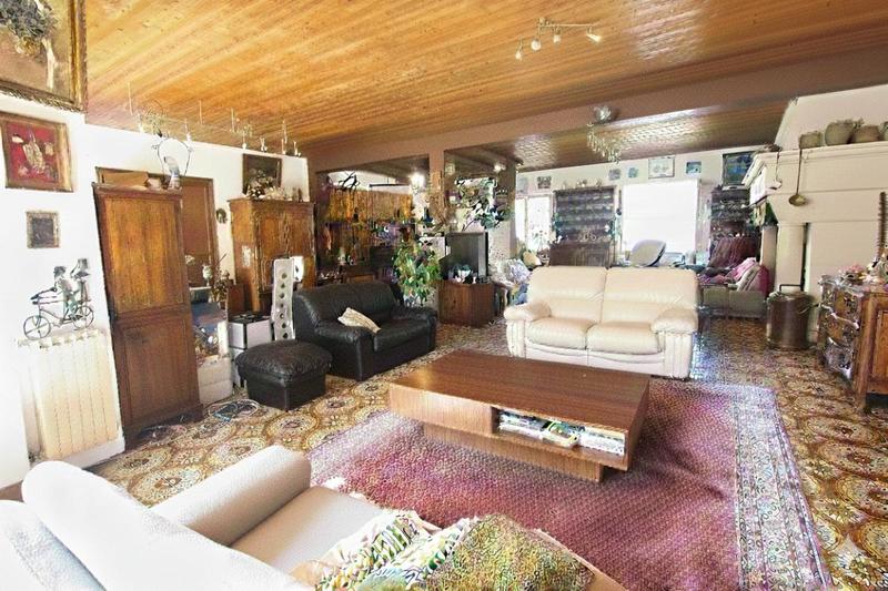 Maison de campagne - 298 m² - 9 pièces