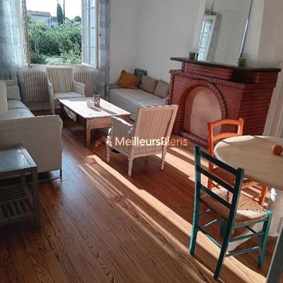 Maison - 84 m² - 5 pièces