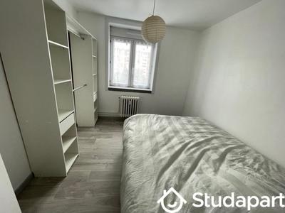 Appartement - 65 m² - 5 pièces