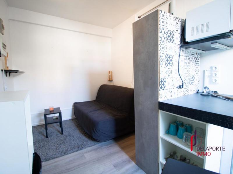 Studio - 10 m² - 1 pièce