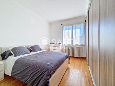 Maison - 96 m² - 4 pièces