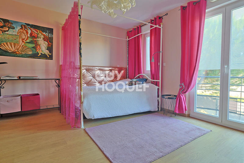 Maison - 163 m² - 7 pièces