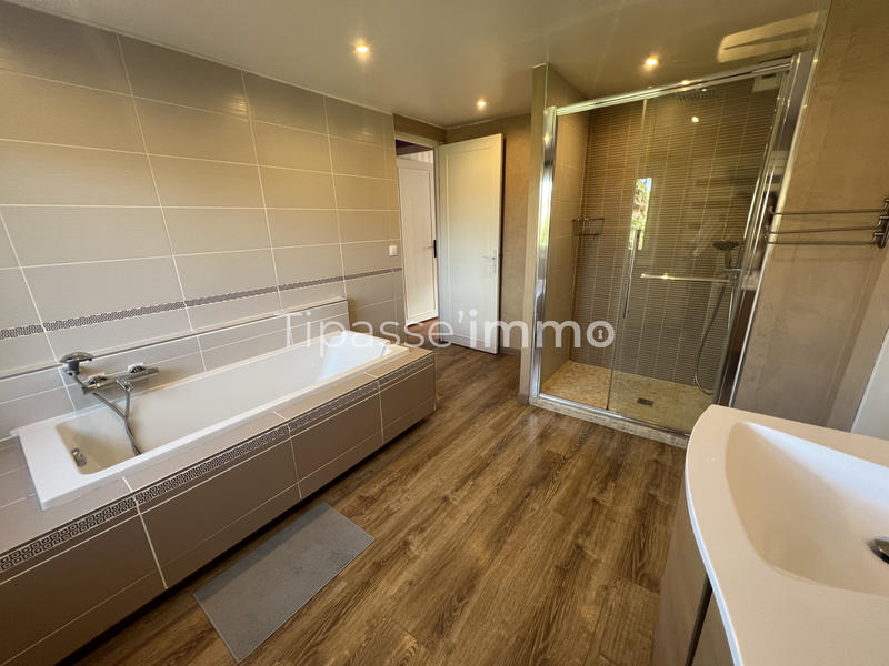 Maison - 122 m² - 5 pièces