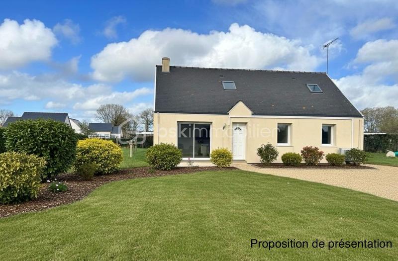 Maison traditionnelle - 106 m² - 5 pièces