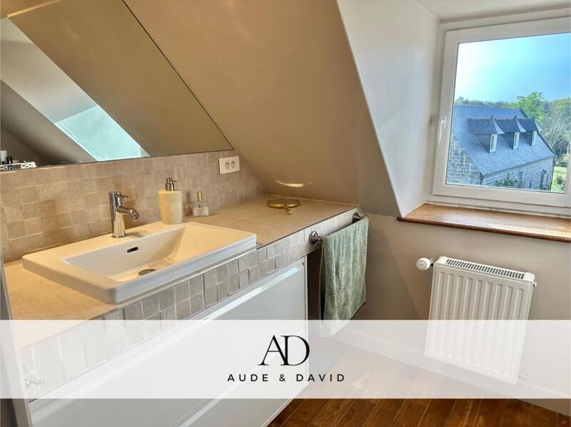 Maison - 278 m² - 11 pièces