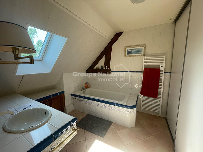 Maison - 143 m² - 7 pièces