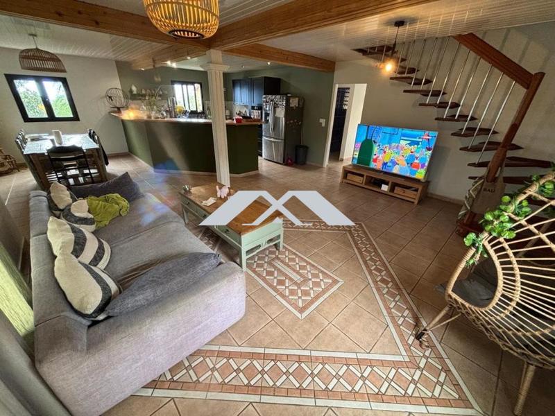 Villa - 192 m² - 8 pièces