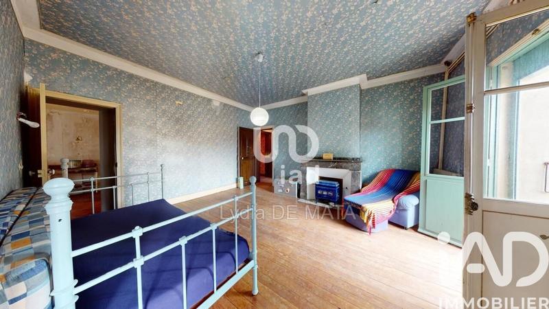 Maison de village - 250 m² - 7 pièces