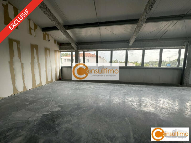 Bureau - 2 000 m²
