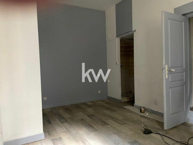 Appartement - 90 m² - 4 pièces