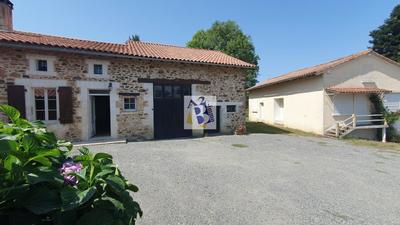 Maison - 150 m² - 5 pièces