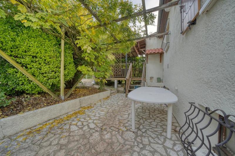 Maison - 142 m² - 5 pièces