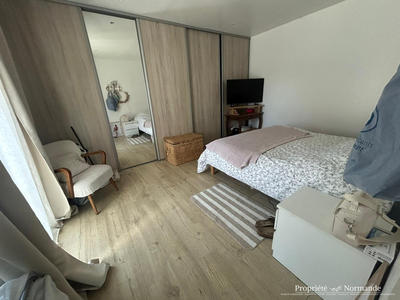 Maison - 215 m² - 8 pièces