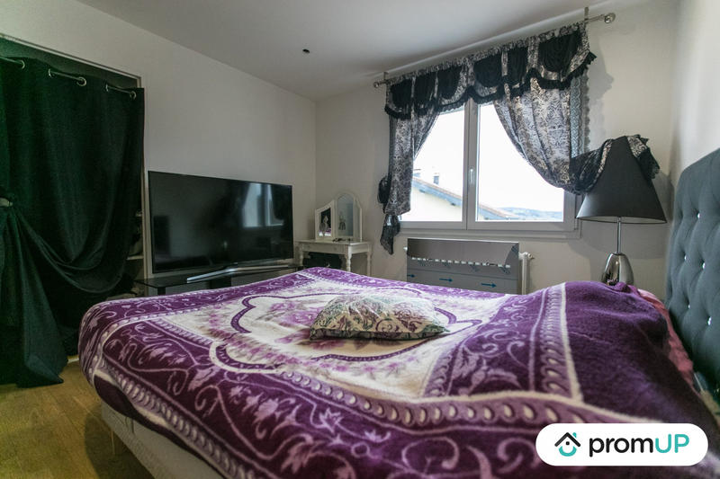 Maison contemporaine - 314 m² - 9 pièces