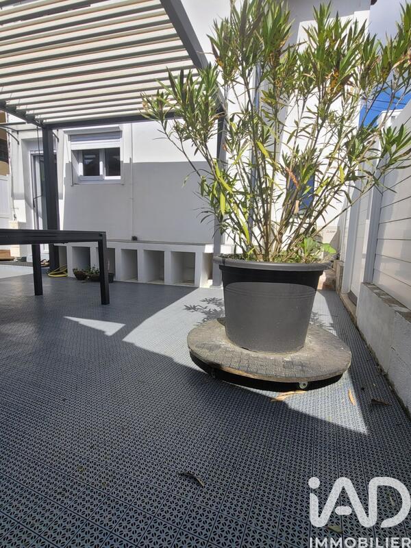 Maison de ville - 96 m² - 5 pièces