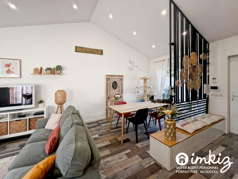 Maison - 106 m² - 6 pièces