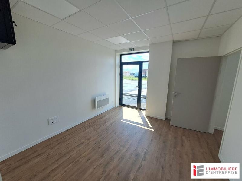 Local d'activité / Entrepôt - 640 m²