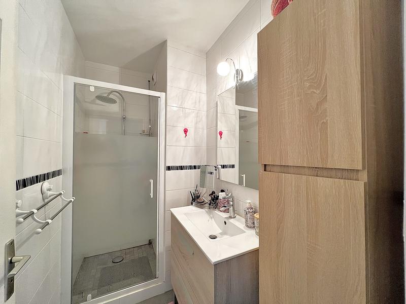 Appartement - 92 m² - 5 pièces