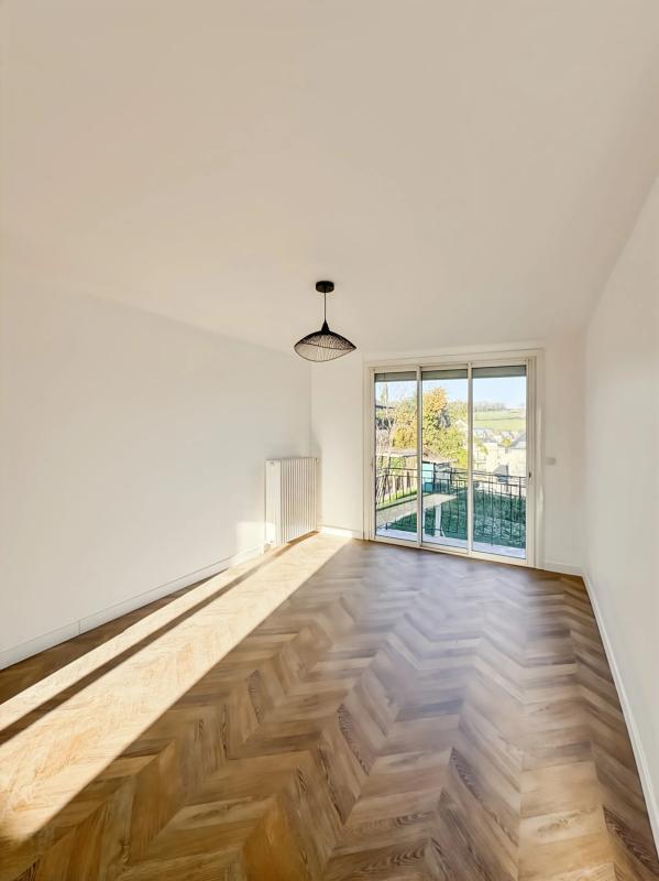 Maison - 87 m² - 5 pièces